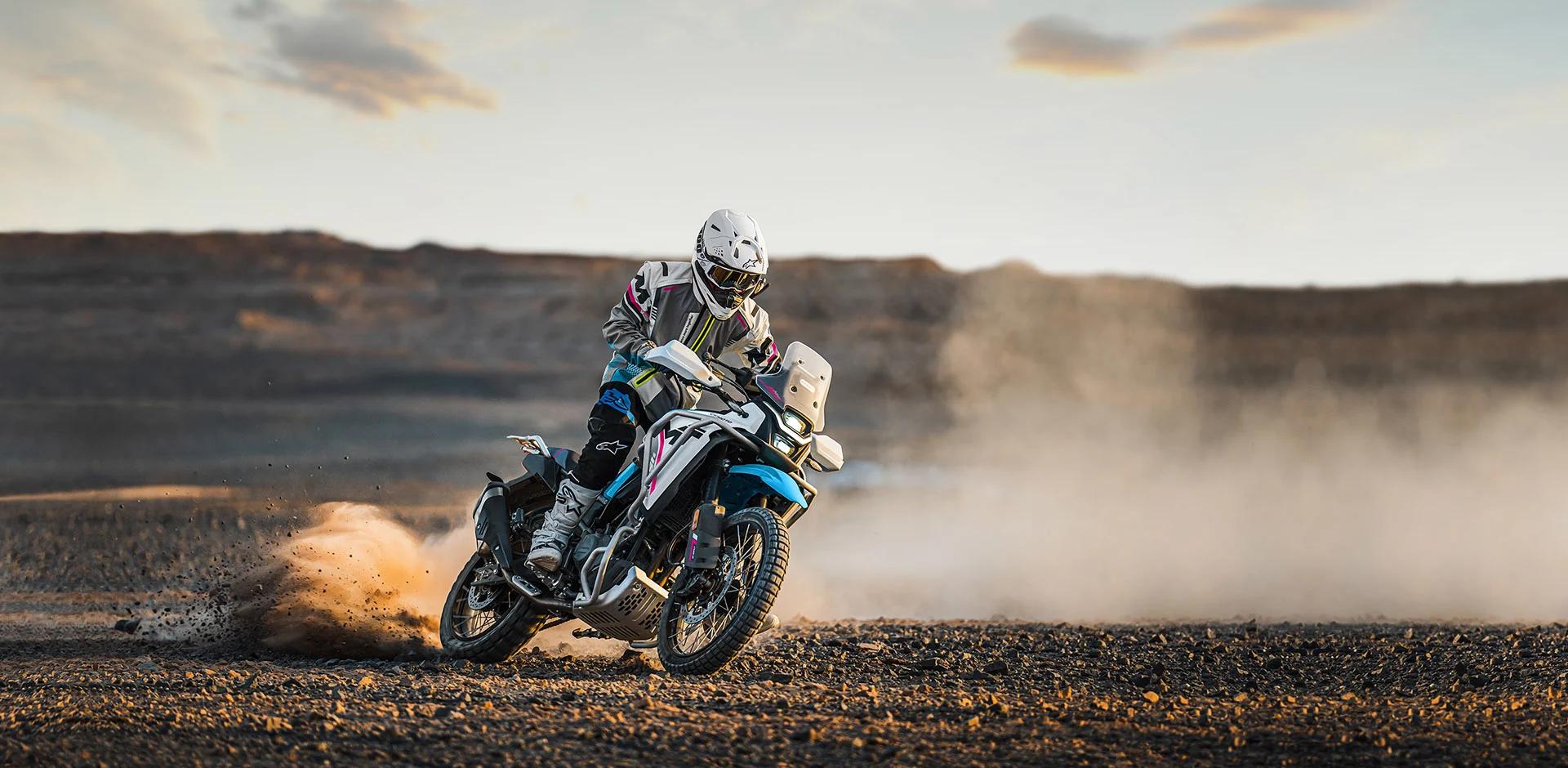 CFMOTO Cfmoto 450-MT 2026 Model Motosiklet - Görsel 4