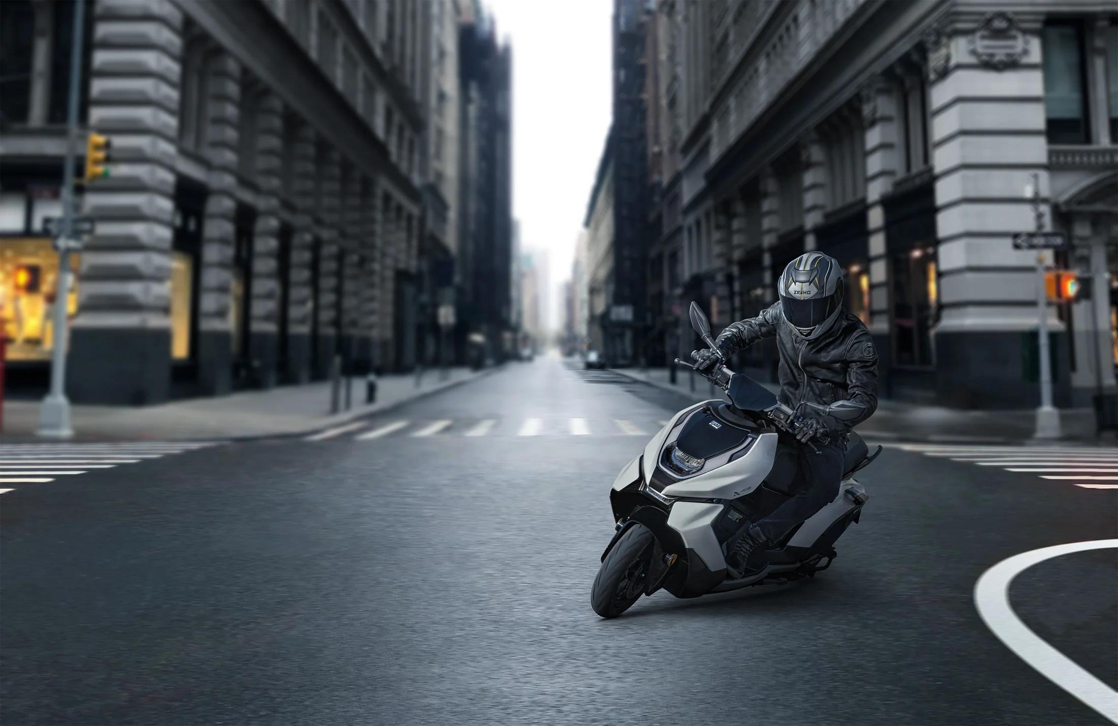 CFMOTO Cfmoto Zeeho-Ae8 2026 Model Motosiklet - Görsel 13